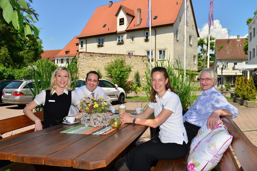 Lobinger Hotel Weisses Ross ลังเกอเนา ภายนอก รูปภาพ
